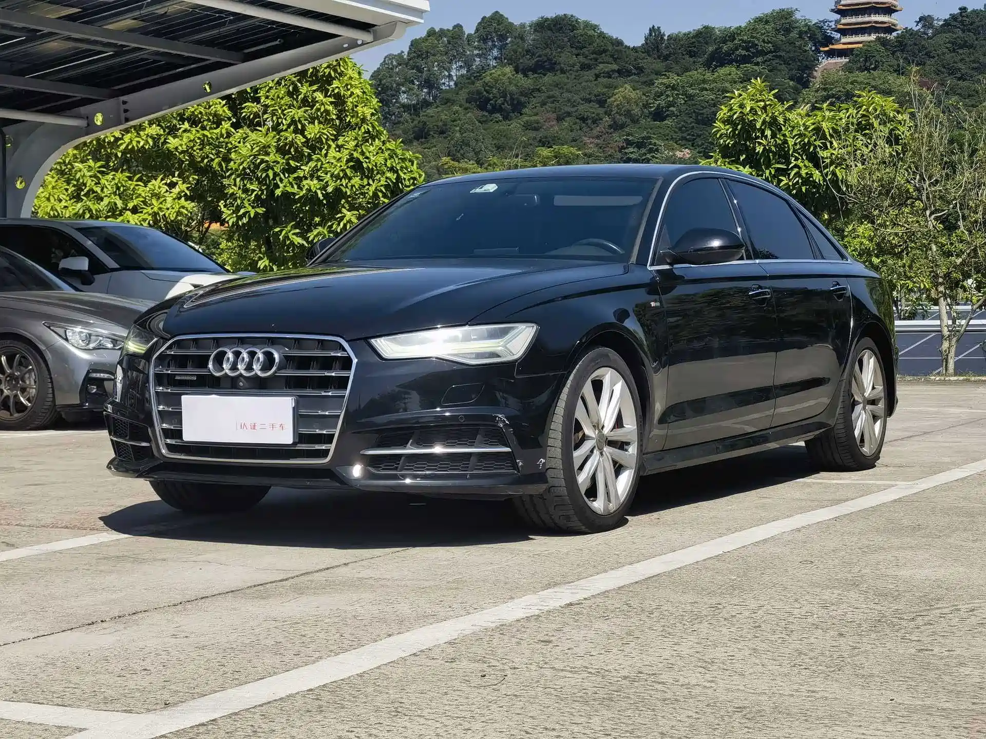 Photo 1 - Audi A6L