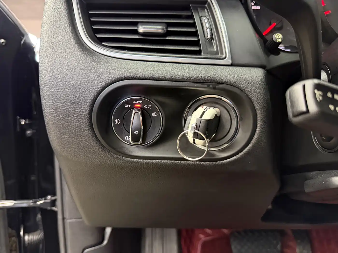 Porsche Macan 2017 Macan 2.0T фото 20