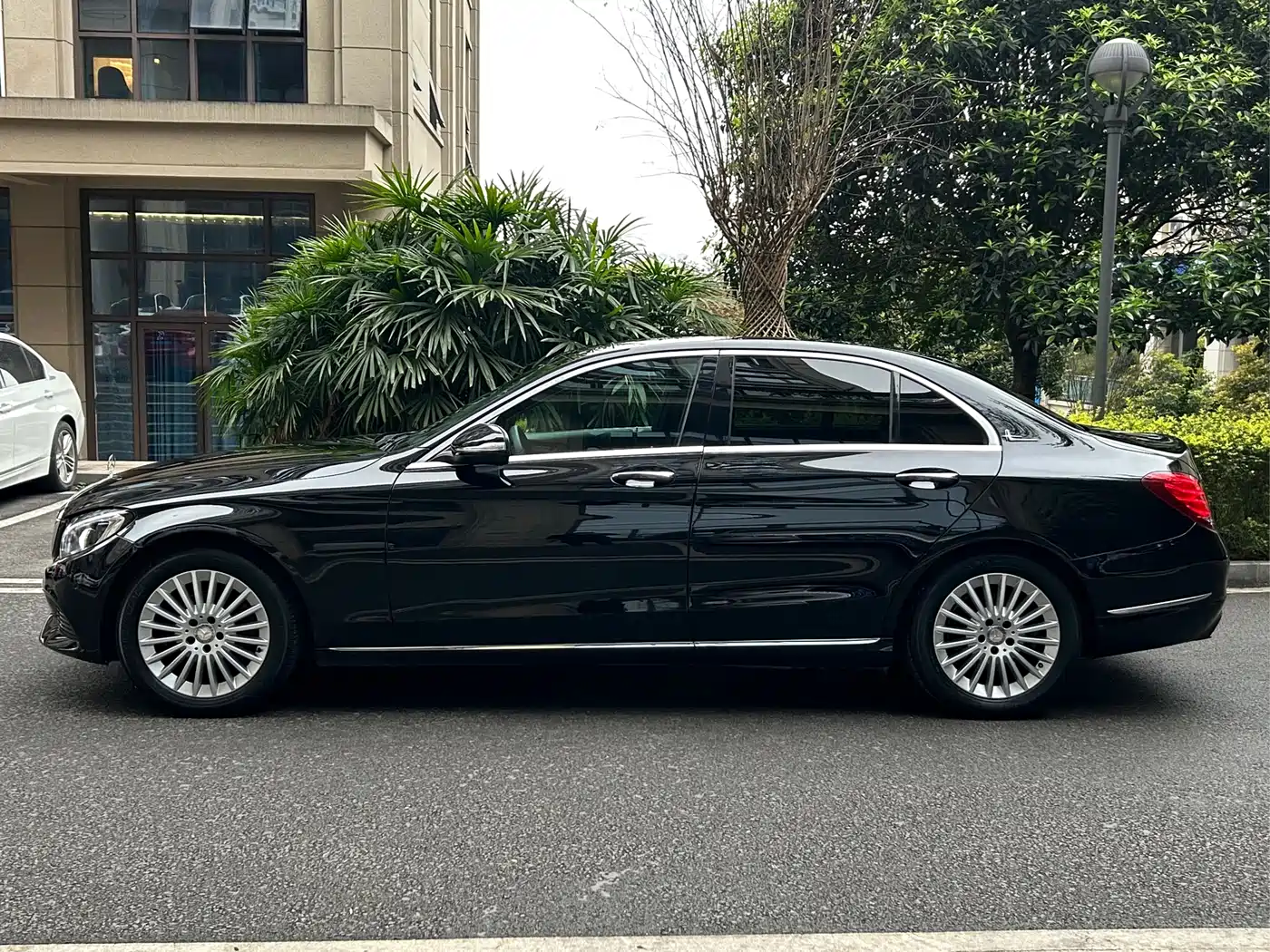 Mercedes-Benz C-Class 2015 C 200 L фото 4