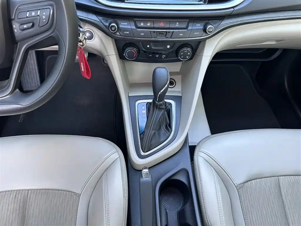 Buick Excelle 2016 15N Automatic Elite фото 7