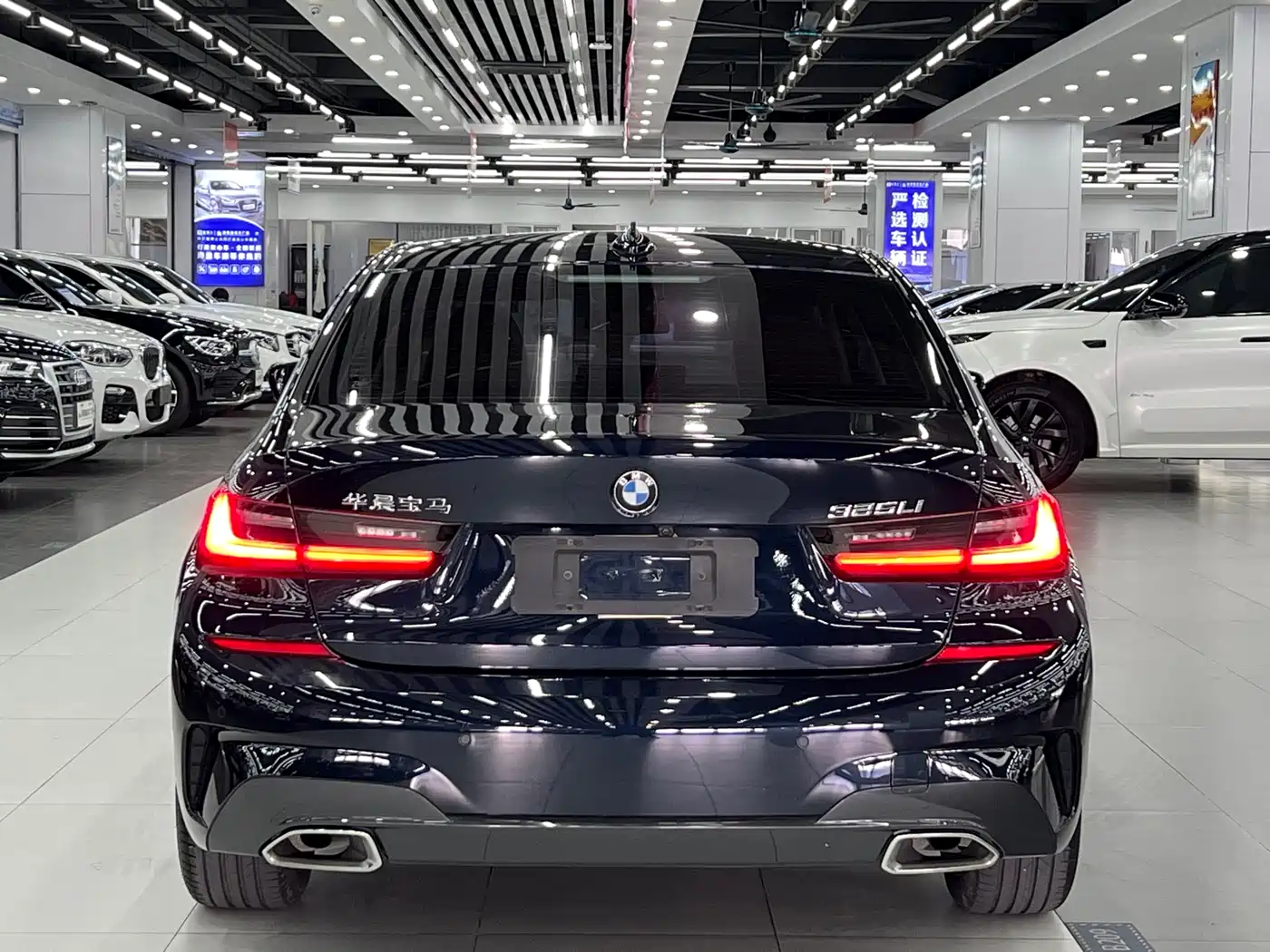 BMW 3 Series 2020 325Li M Sport Package фото 18
