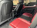 Photo 15 - Porsche Cayenne