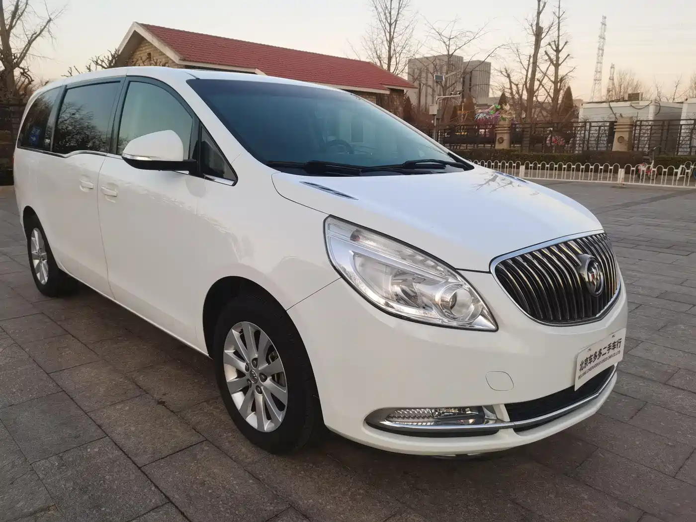 Buick GL8 2014 2.4L CT Luxury Business Comfort