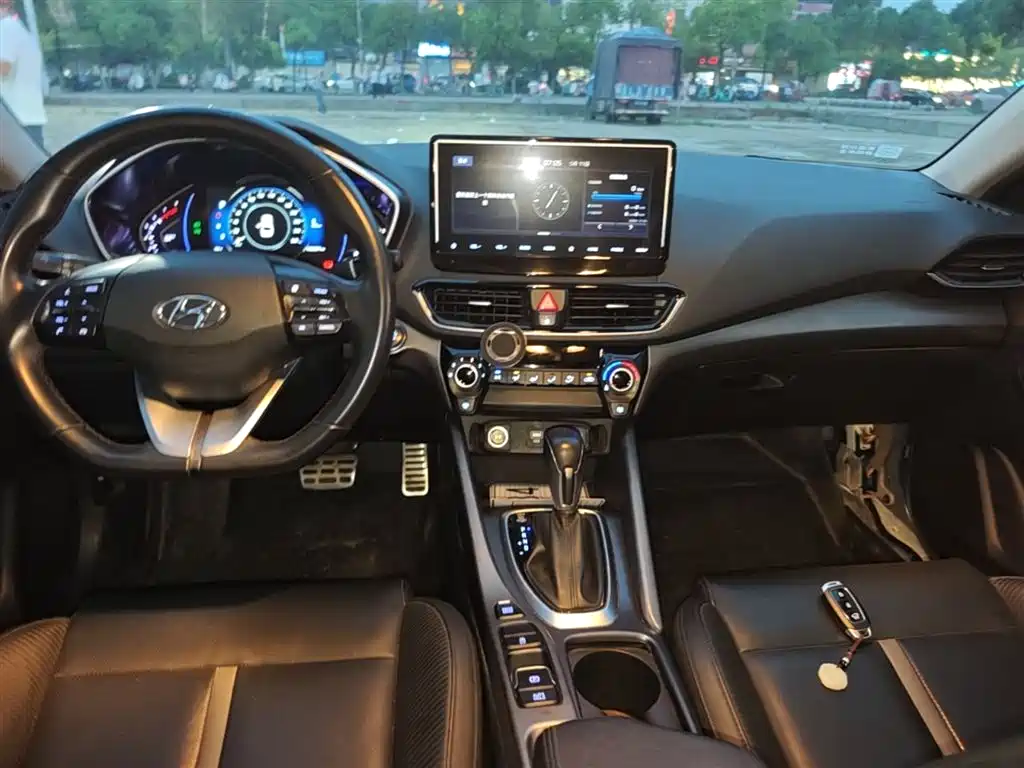 Hyundai Fista 2019 280TGDi Sport Edition China V фото 10