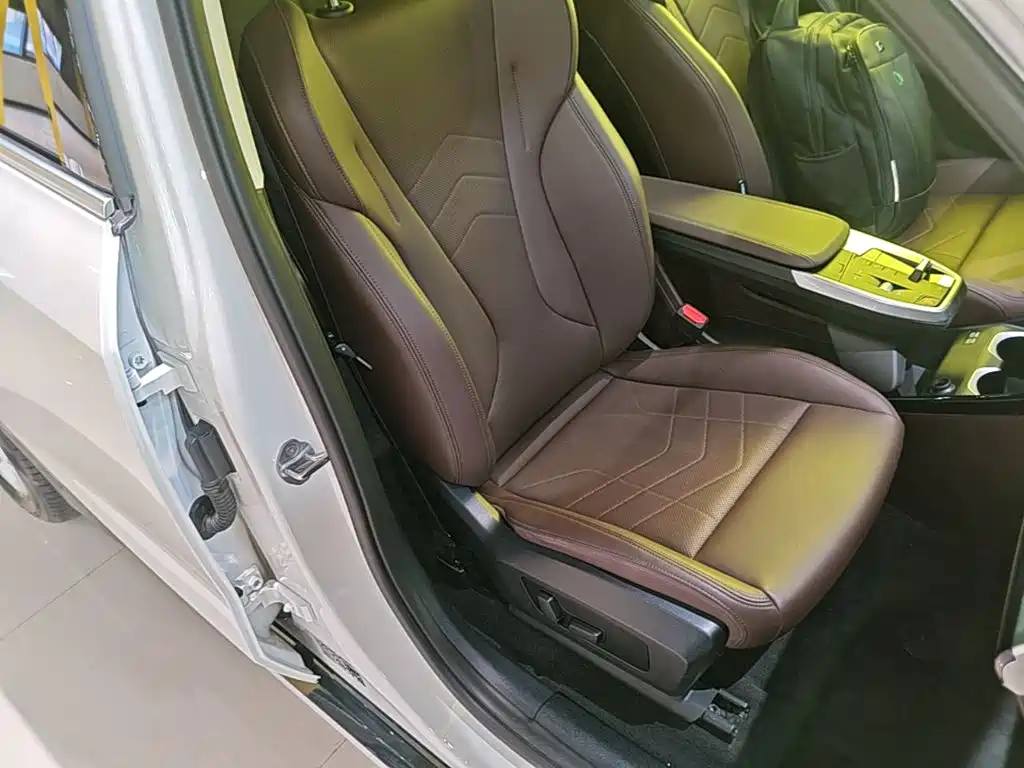 BMW iX1 2024 2023 eDrive25L X Design Package