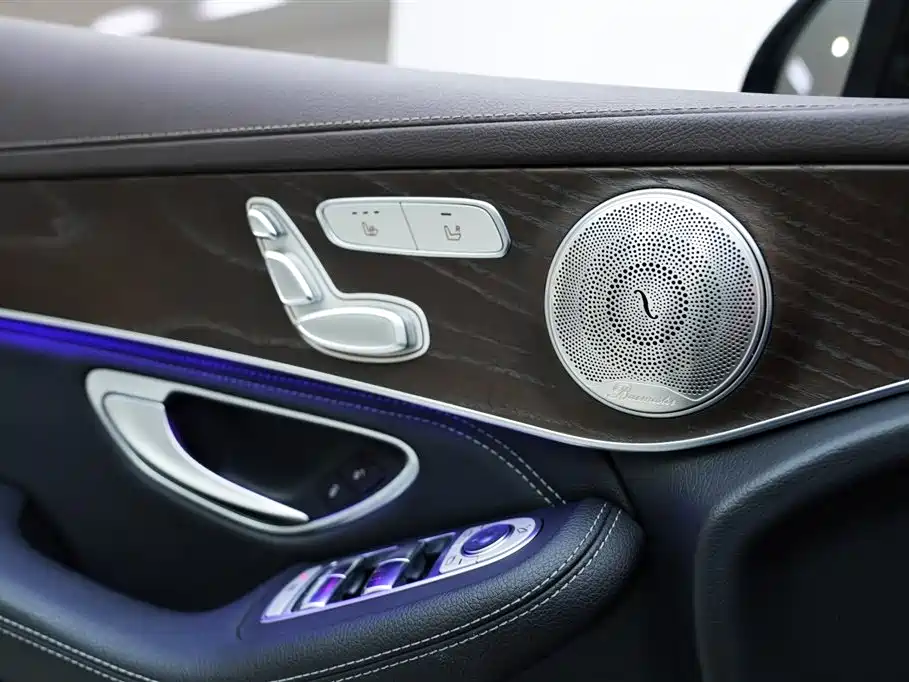 Mercedes-Benz GLC 2020 GLC 260 L 4MATIC Luxury фото 5