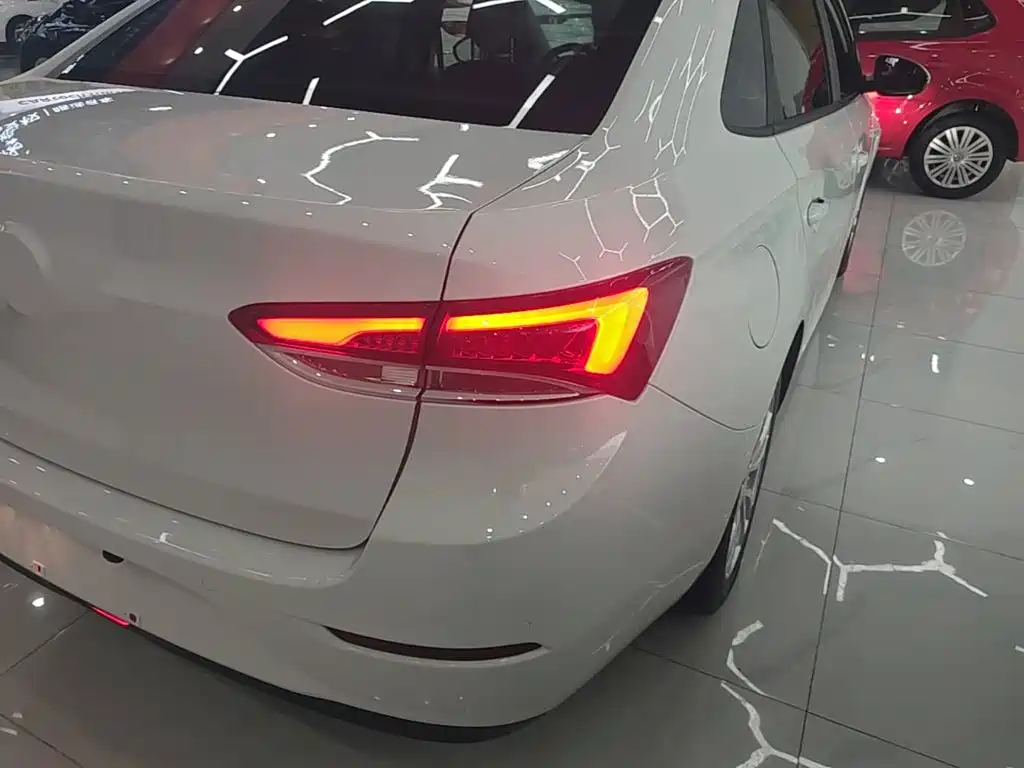 Фото 8 - Buick Excelle