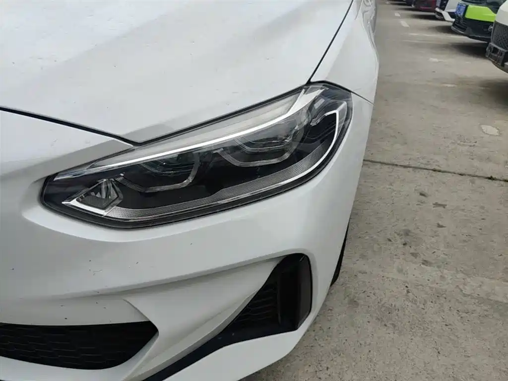 BMW 1 Series 2020 Model 120i M Sport Package фото 24
