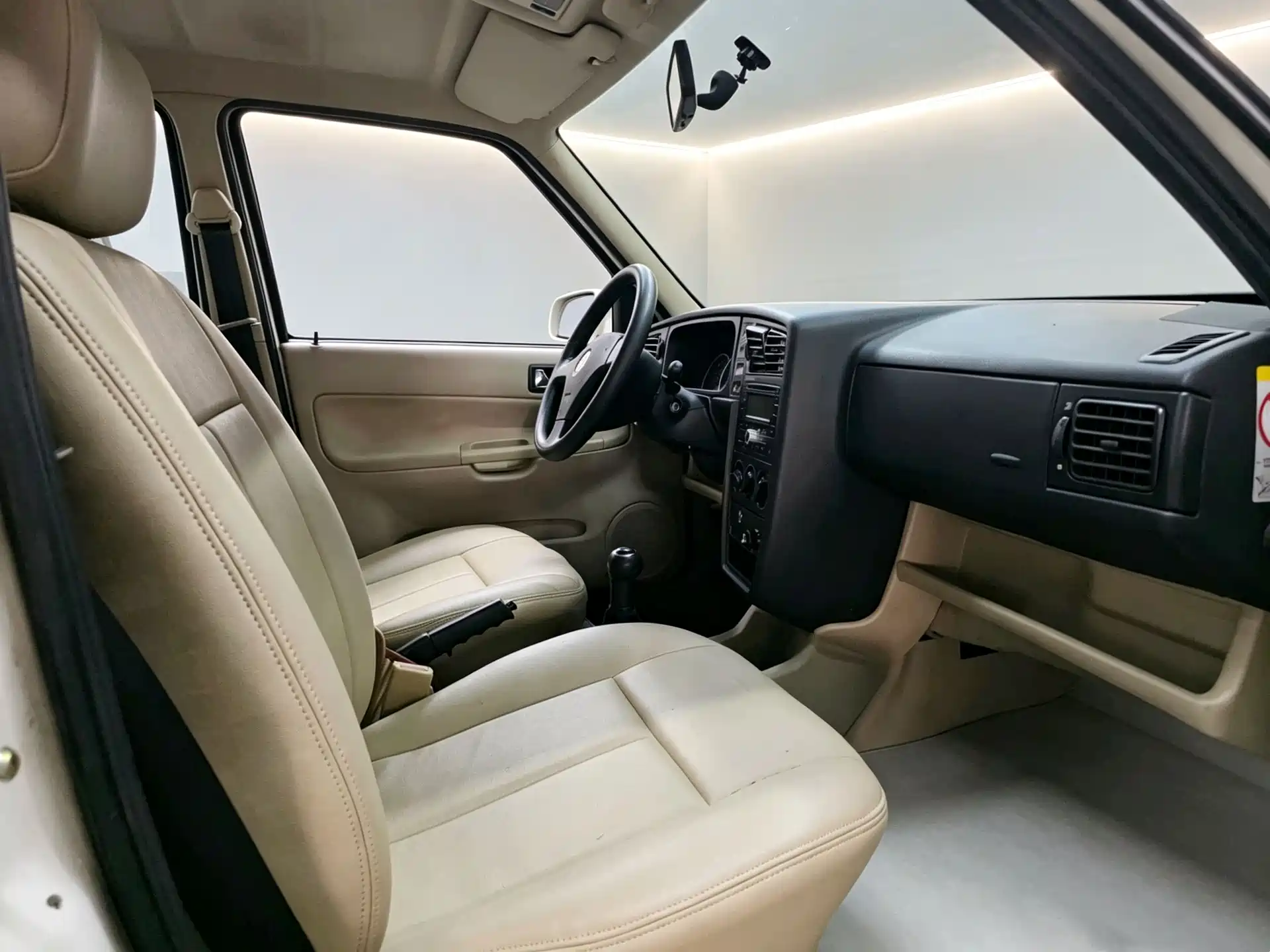 صورة 5 - Volkswagen Jetta