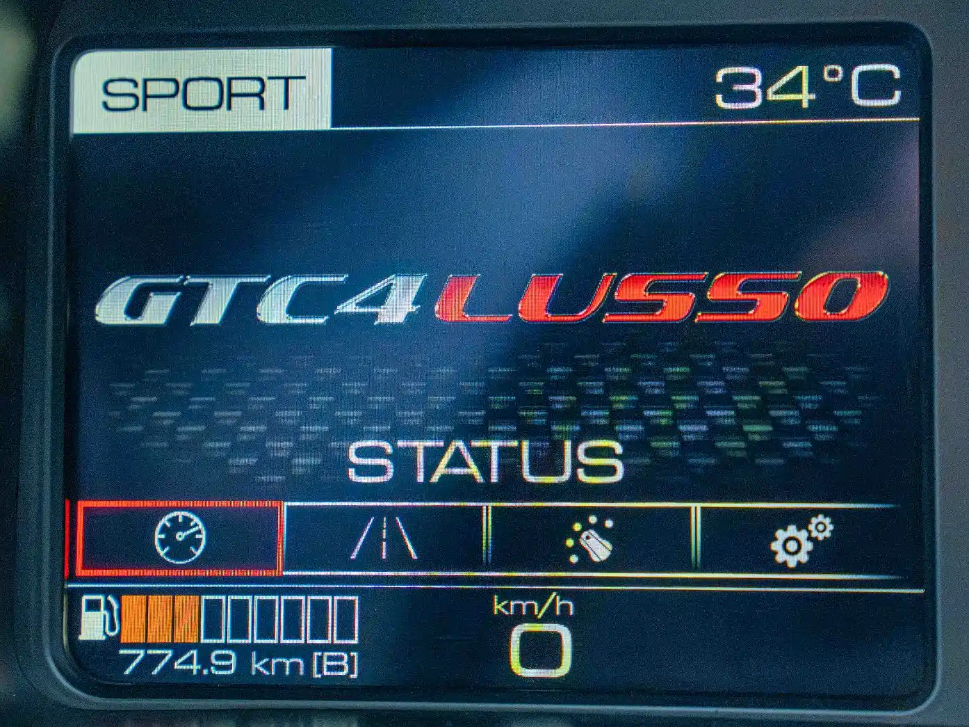 Ferrari GTC4Lusso 2016 6.3L V12 фото 15
