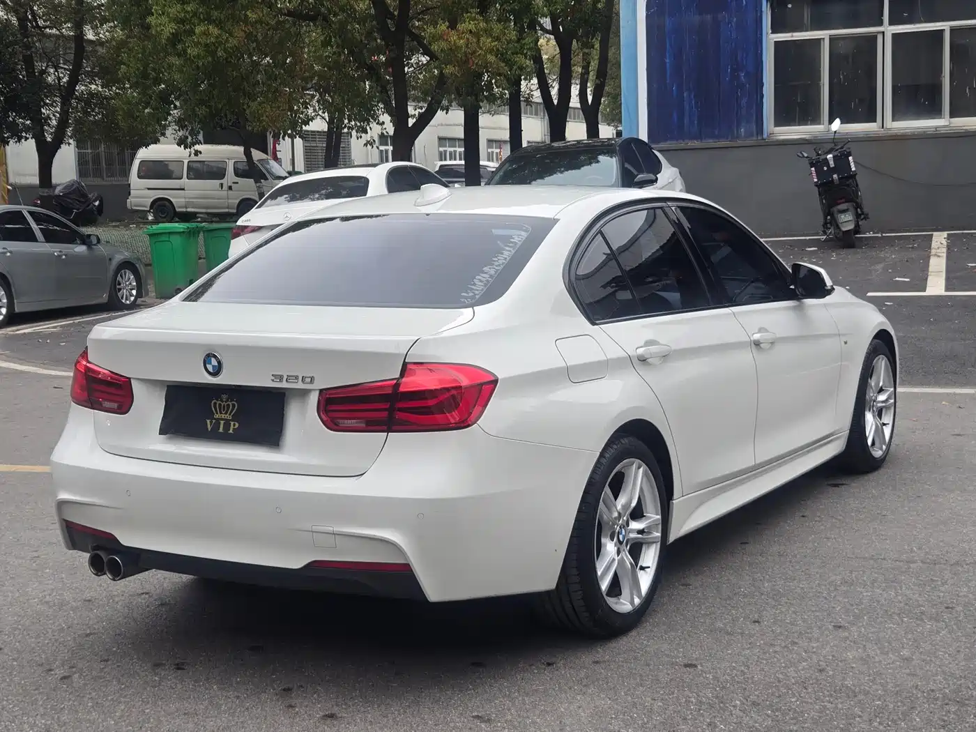 BMW 3 Series 2018 320i M Sport Package фото 6