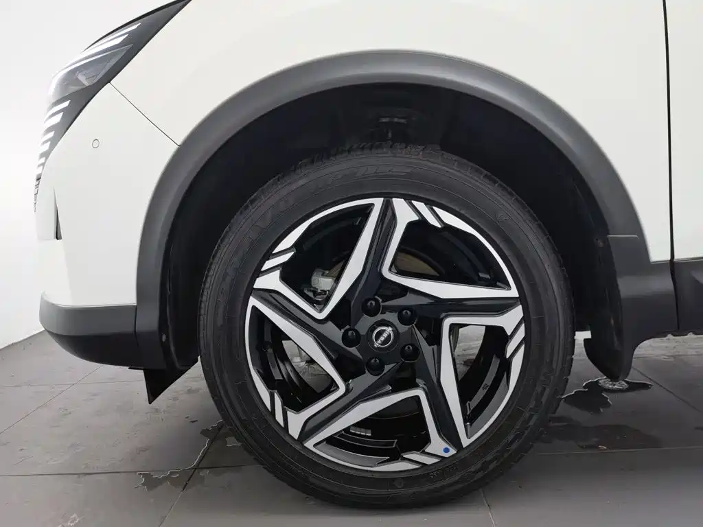Nissan Qashqai 2025 2025 Facelift Honor 2.0L CVT XV+ Leading Edition