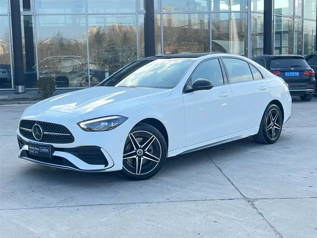 Mercedes-Benz C-Class 2025 C 260 L Night Sport Edition