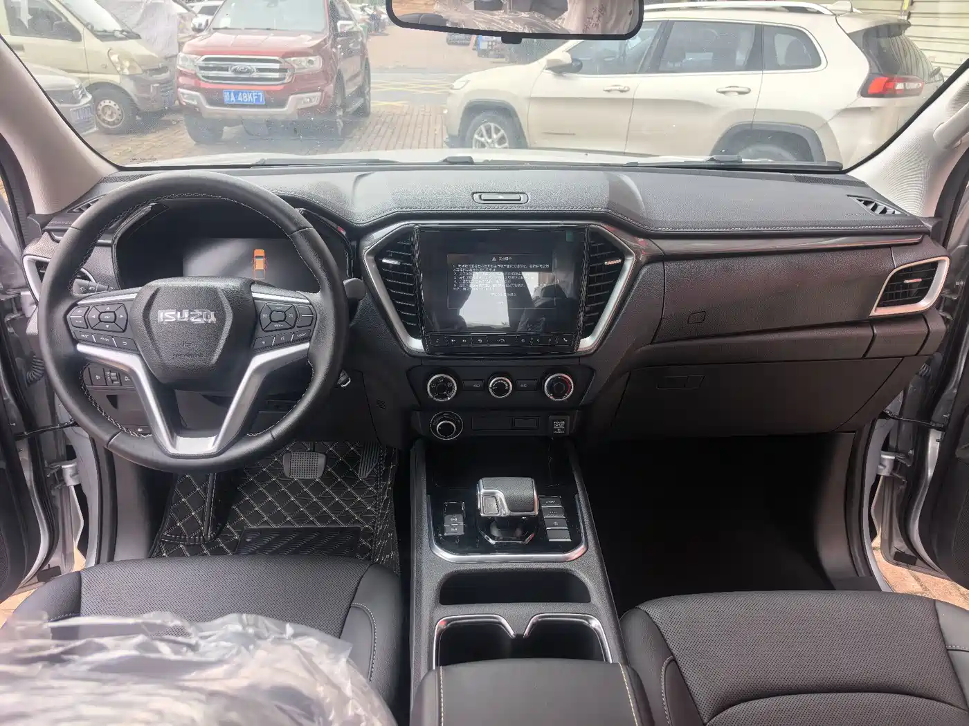 Isuzu Lingtuo 2026 2023 2.5T Automatic 2WD Diesel Navigation Long Chassis