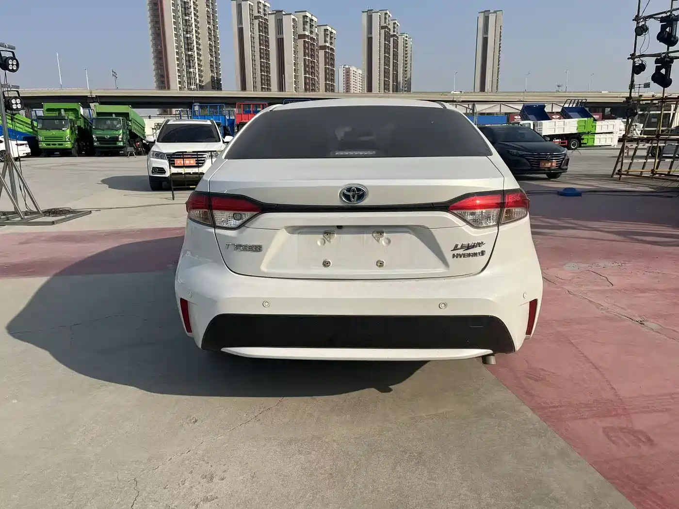 Toyota Levin 2021 Dual Engine 1.8H E-CVT Luxury Edition фото 5