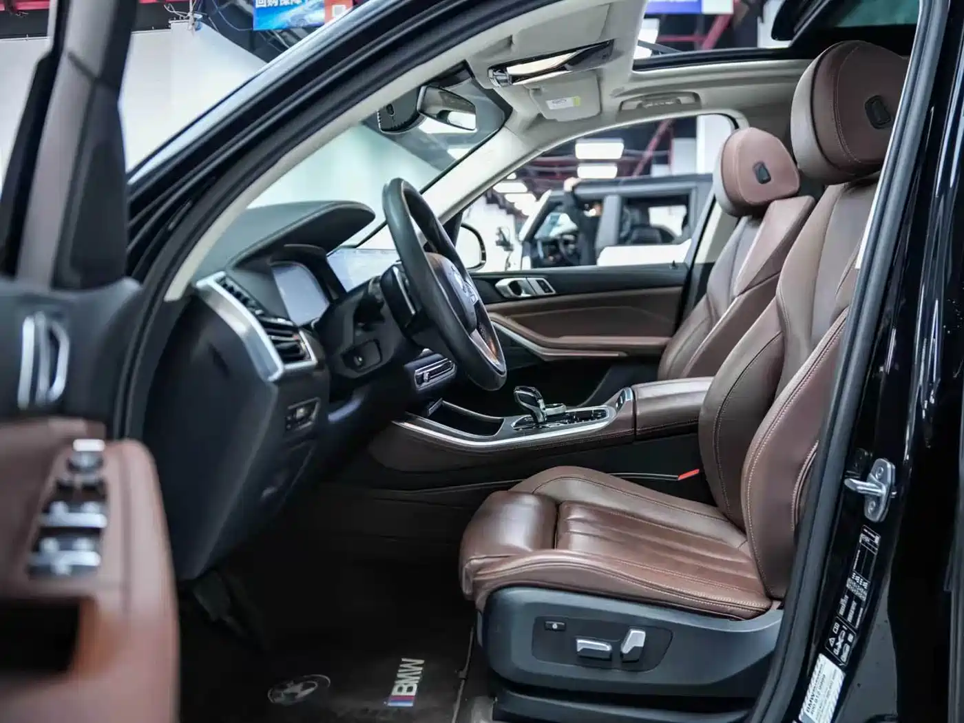 BMW X5 (Import) 2020 xDrive30i X Design Package фото 7