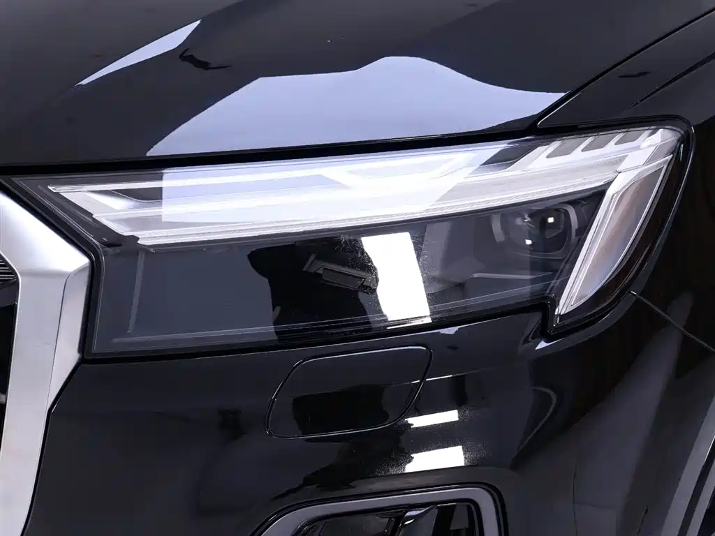 Audi Q7 2024 55 TFSI quattro S line Sport фото 4