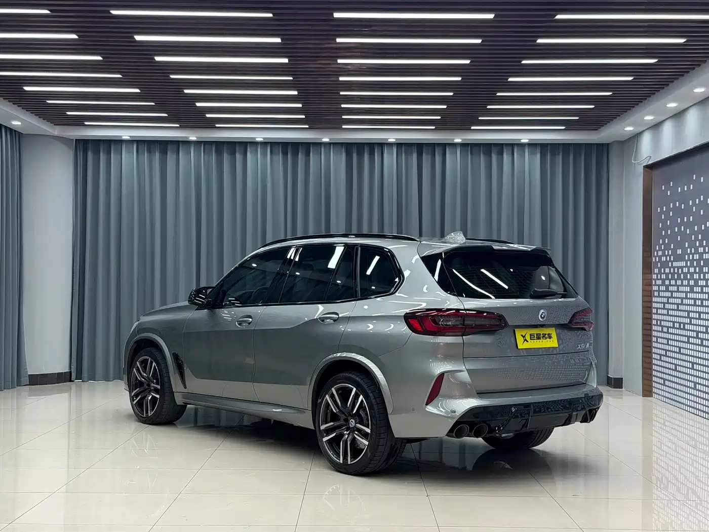 BMW X5M
