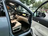 Photo 13 - Li Auto Li ONE