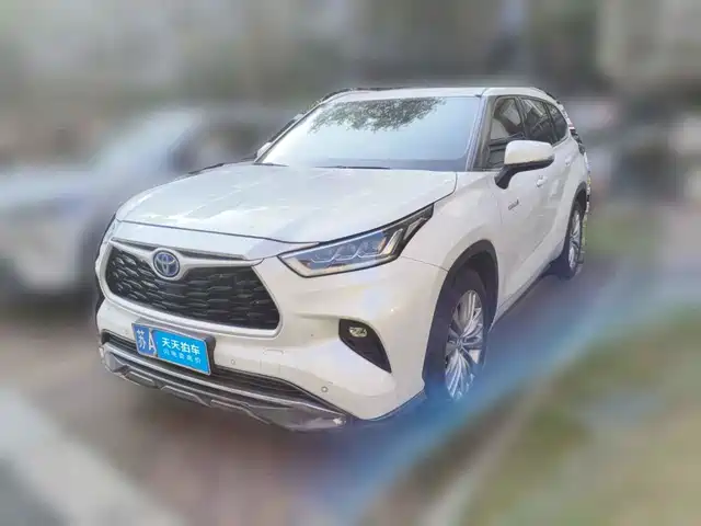  Toyota Highlander 2022 Model Dual Engine 2.5L 4WD Premium Edition 7-Seater