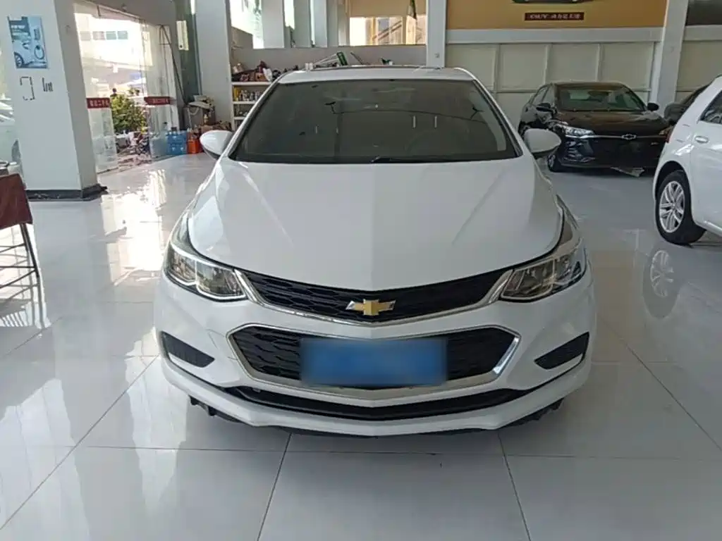 Chevrolet Cruze 2018 2018 320 Automatic Pioneer Sunroof Edition