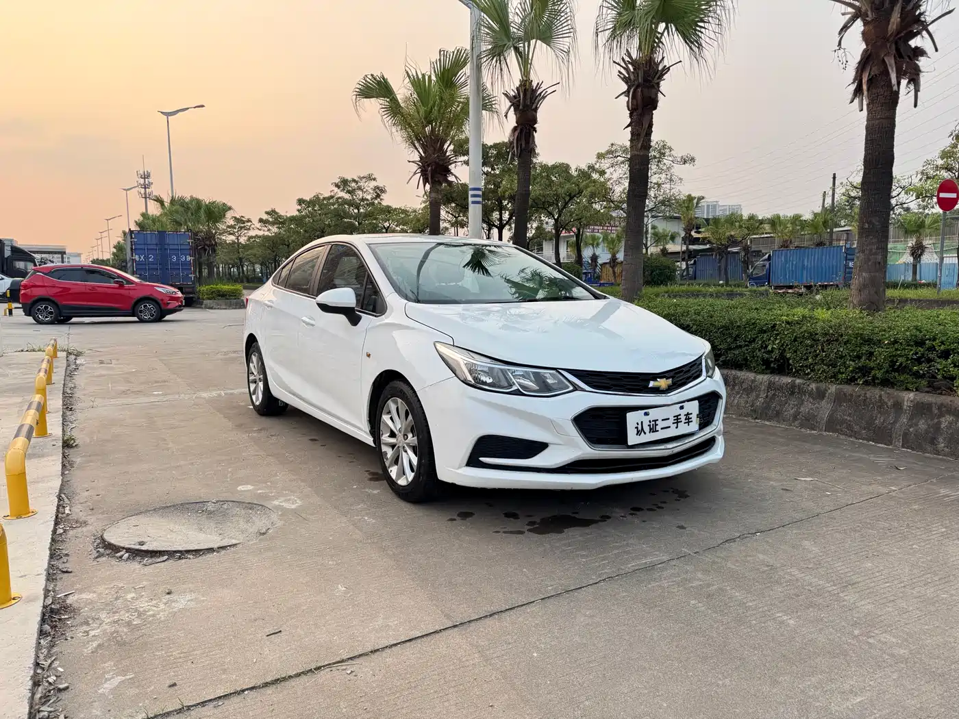 Chevrolet Cruze 2018 320 Automatic Pioneer Sunroof Edition фото 3