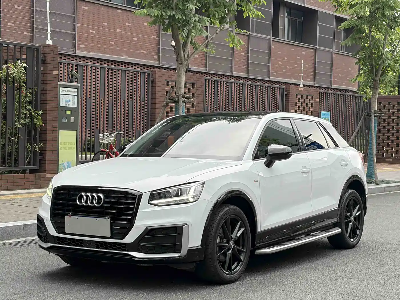 Audi Q2L 2018 35 TFSI Launch Exclusive Edition China VI