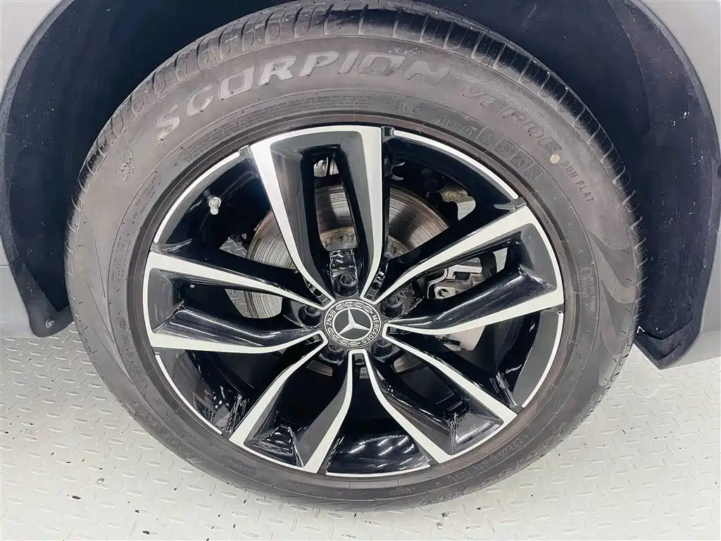 Mercedes-Benz GLC 2022 Facelift GLC 300 L 4MATIC Dynamic фото 22