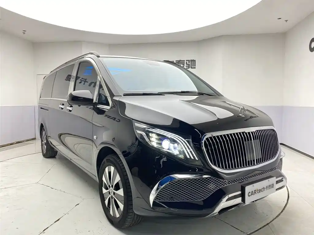 Mercedes-Benz Vito 2023 2.0T Elite 7-Seater фото 2