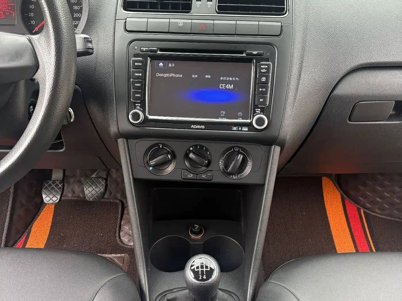 Volkswagen Polo 2014 2013 1.4L Manual Trend Edition