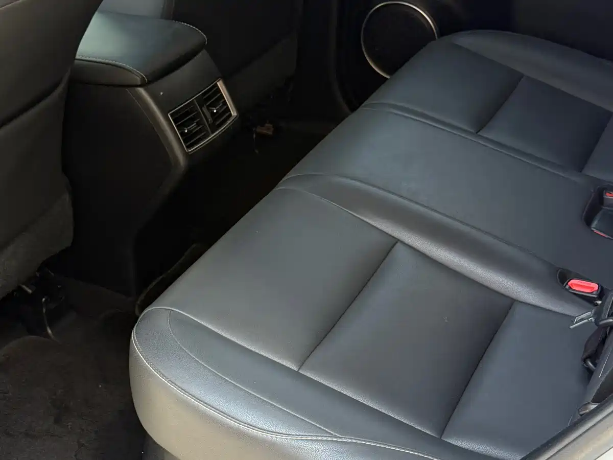 Photo 31 - Lexus NX