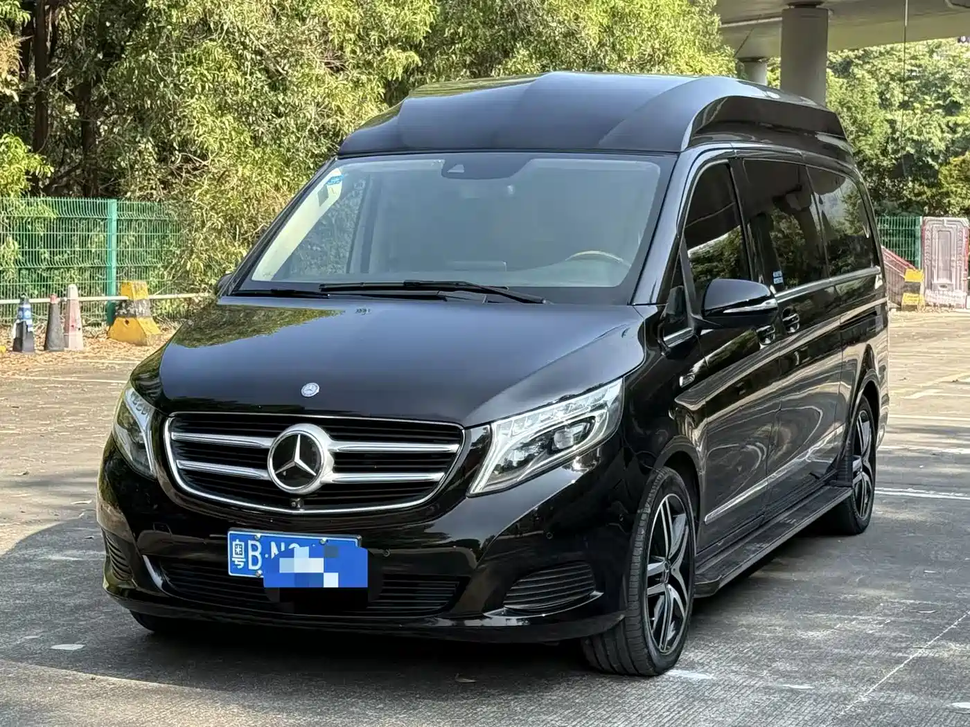Mercedes-Benz V-Class 2016 V 260 L Premium Long