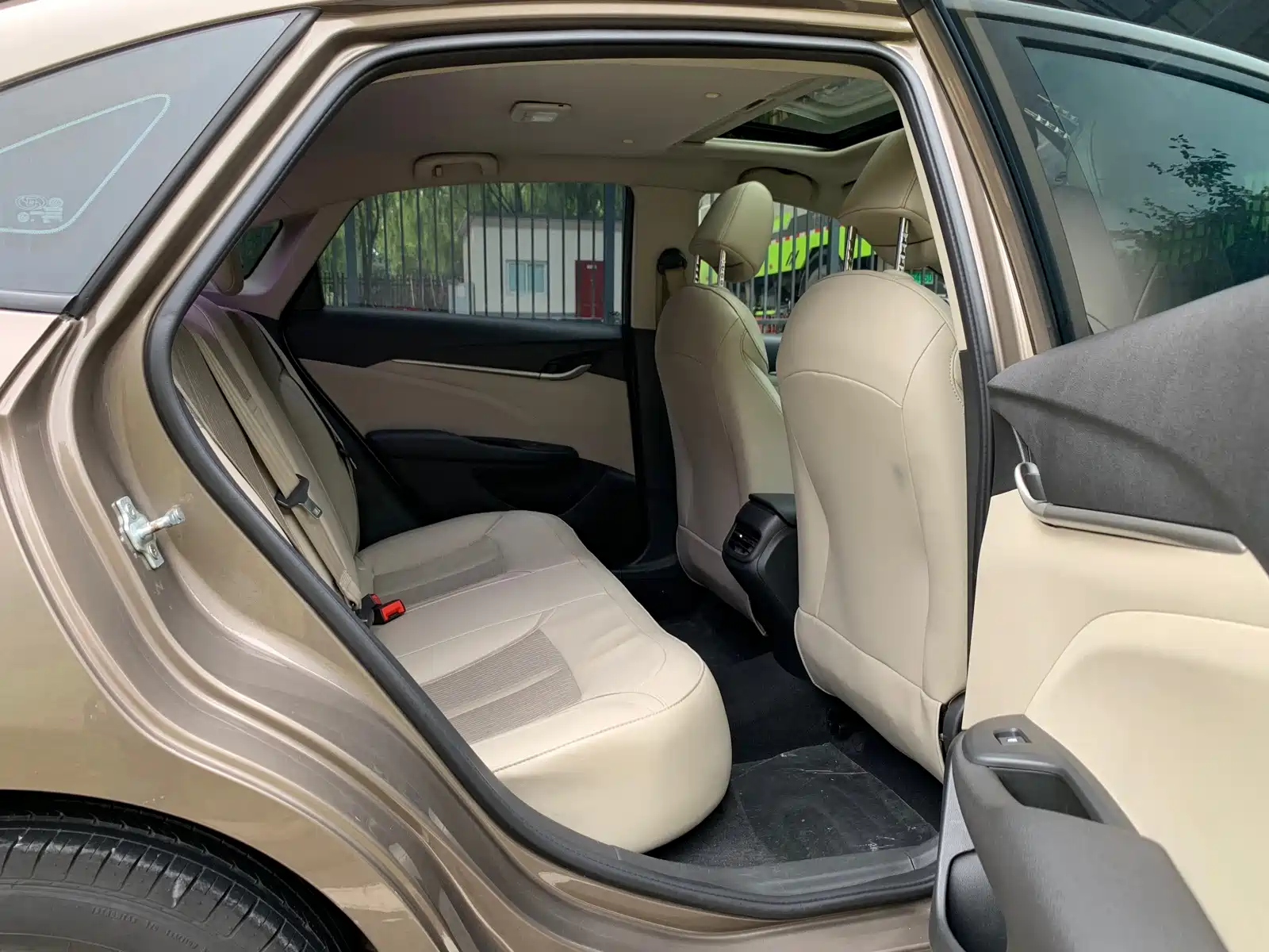 Фото 10 - Buick Excelle
