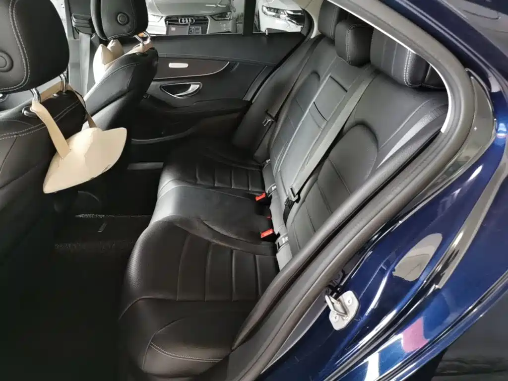 Фото 17 - Mercedes-Benz C-Class