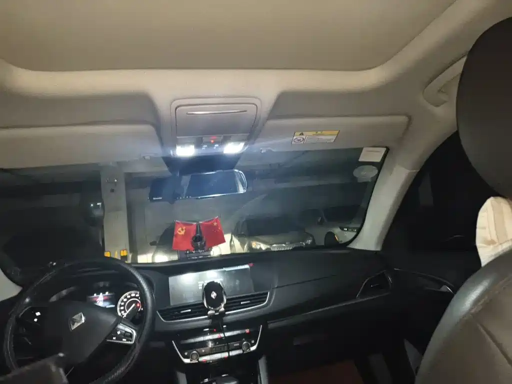 Borgward BX7 2016 2016 28T 2WD Luxury Edition 5-seater