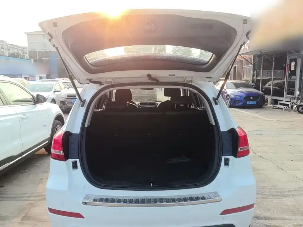 Haval H2 2015 2014 1.5T Manual 2WD Elite Edition
