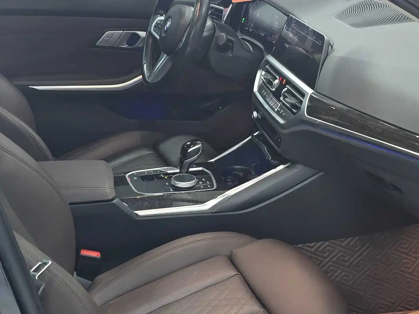 BMW 3 Series 2022 325Li M Sport Package фото 6