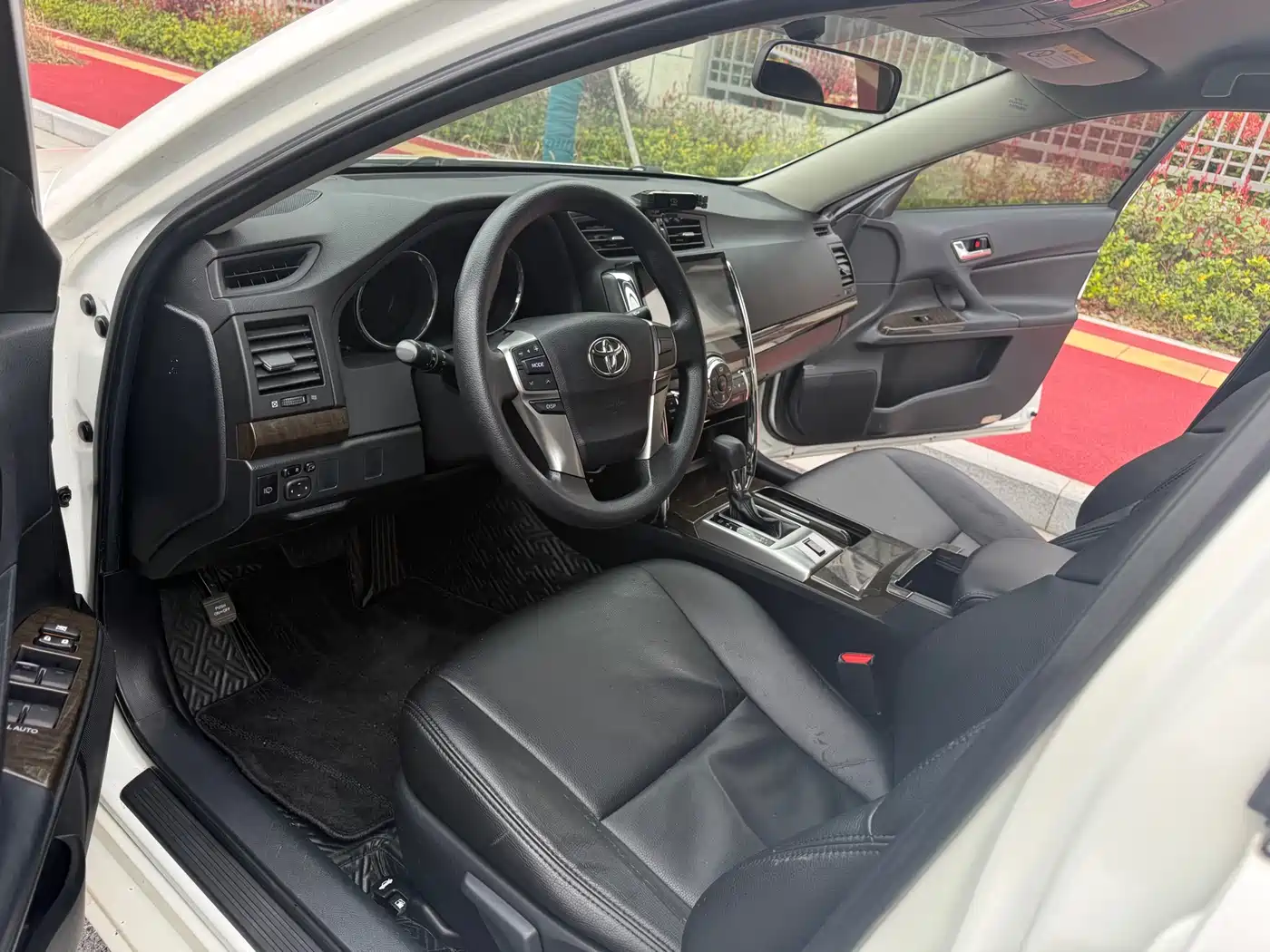 Toyota Reiz 2013 2.5S Elite Edition фото 8