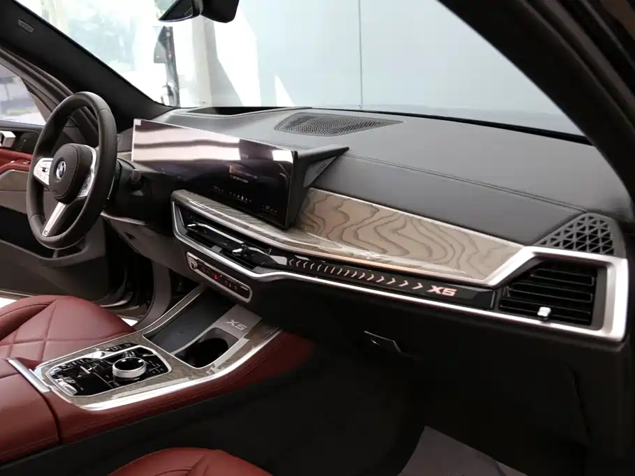 BMW X5 2026 2026 Facelift xDrive 40Li M Sport Shadowline Package