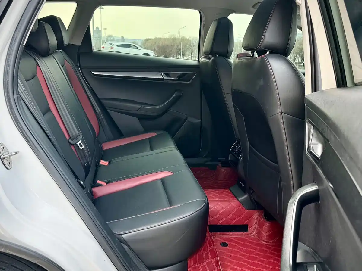 Škoda Karoq 2022 TSI280 Luxury Edition фото 12
