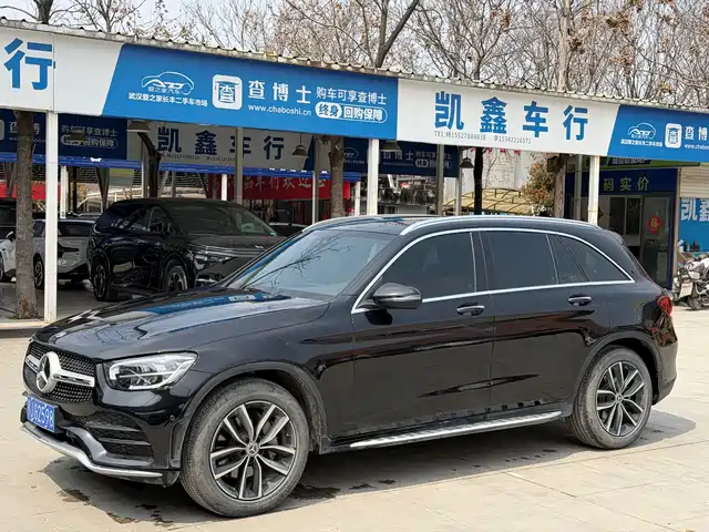 MERCEDES-BENZ GLC