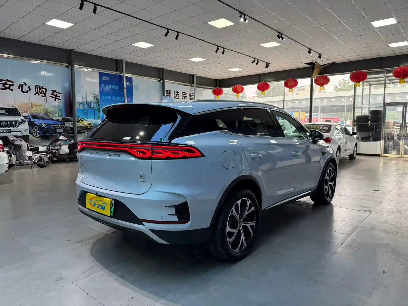 Photo 9 - BYD Tang New Energy