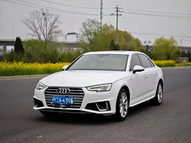 AUDI A4L