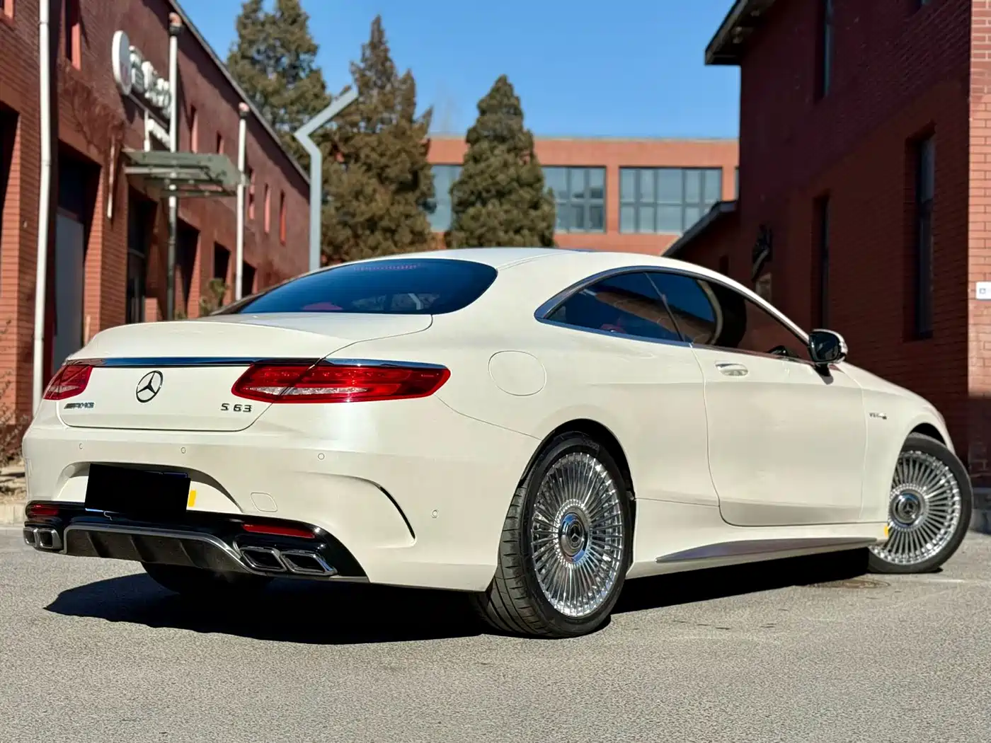 Mercedes-Benz S-Class AMG 2015 AMG S 63 4MATIC Coupe фото 9