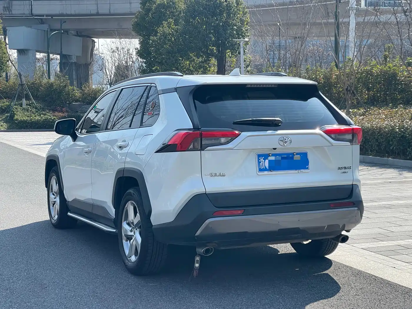 Toyota RAV4 Rongfang 2021 2.0L CVT 4WD Trend фото 4