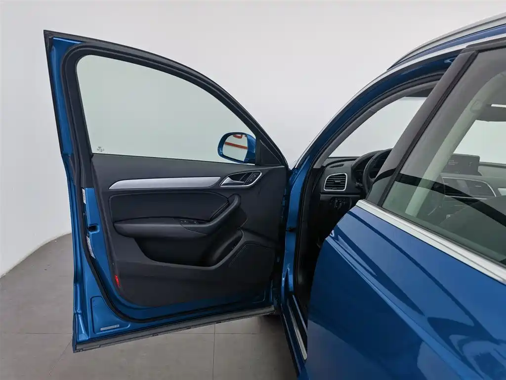 Audi Q3 2017 30 TFSI Fashion фото 8