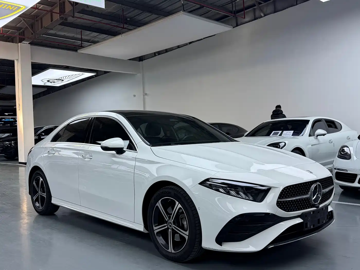 Mercedes-Benz A-Class 2023 A 200 L Fashion фото 3