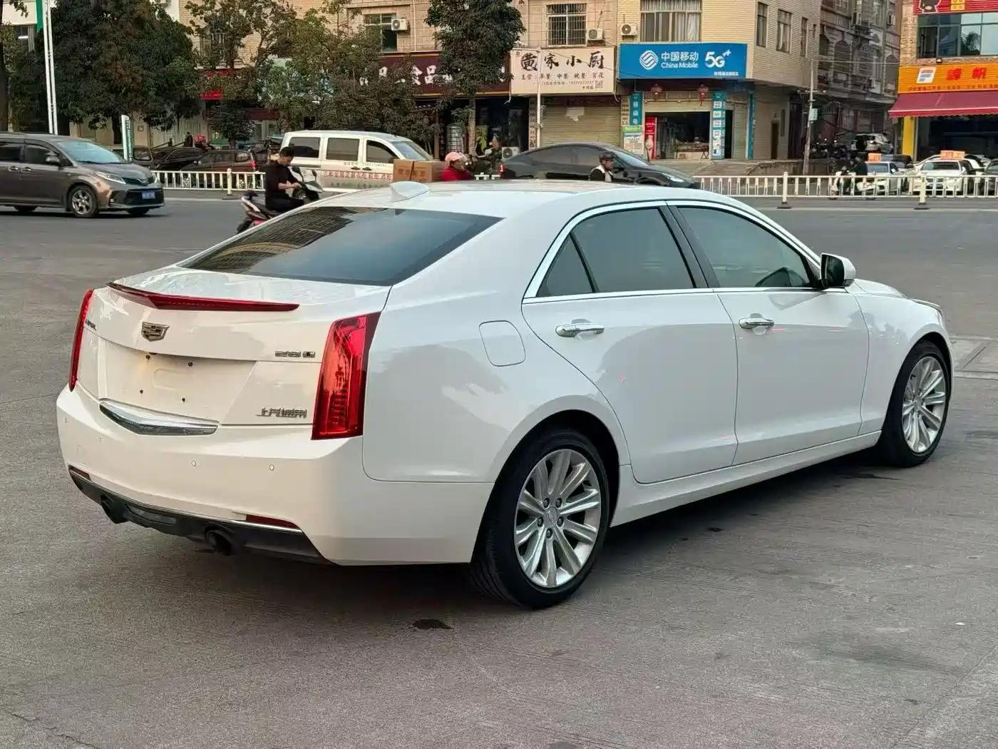 Cadillac ATS-L 2017 28T Technology фото 4
