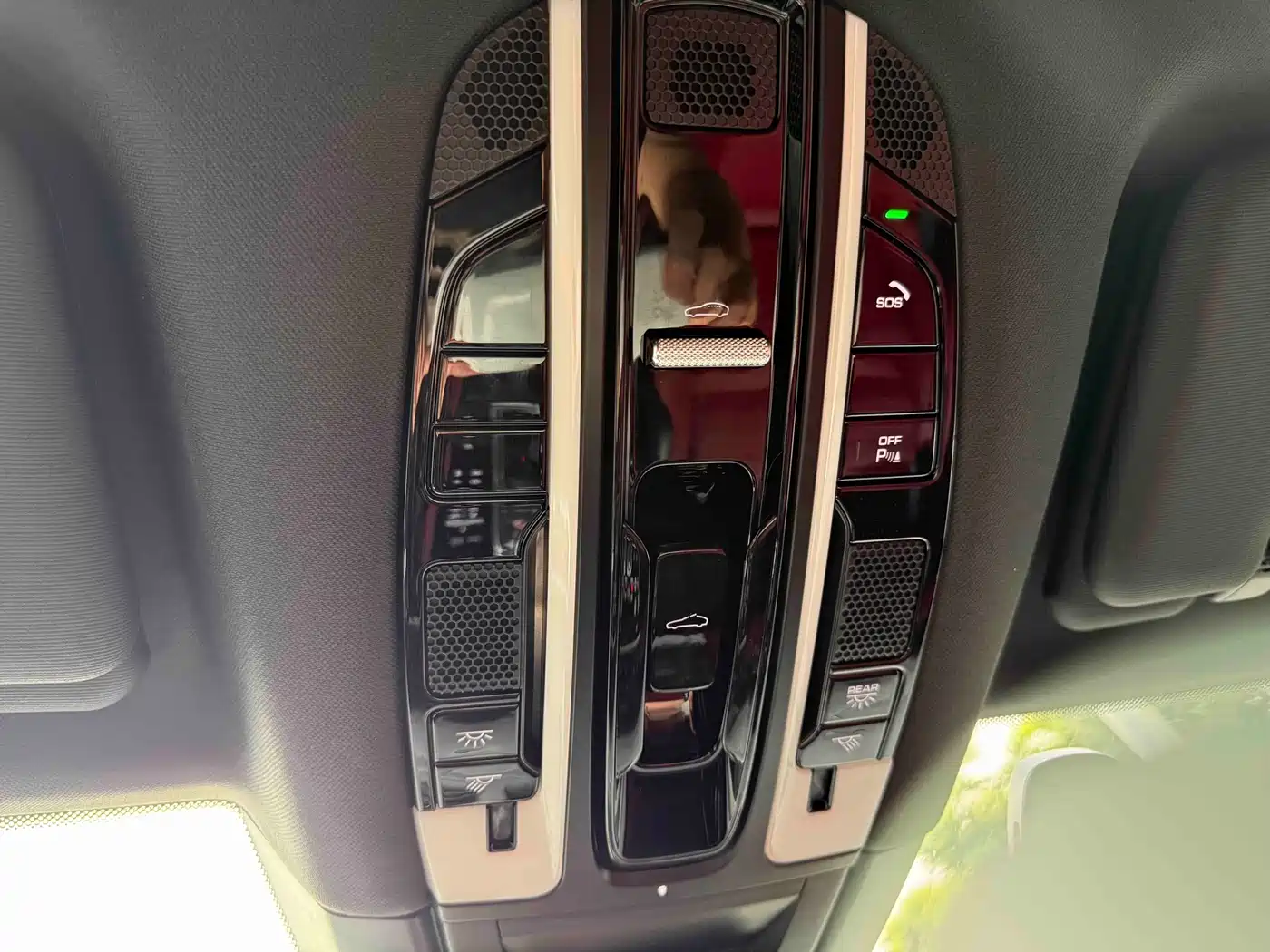 Porsche Cayenne New Energy 2020 Cayenne E-Hybrid 2.0T фото 28