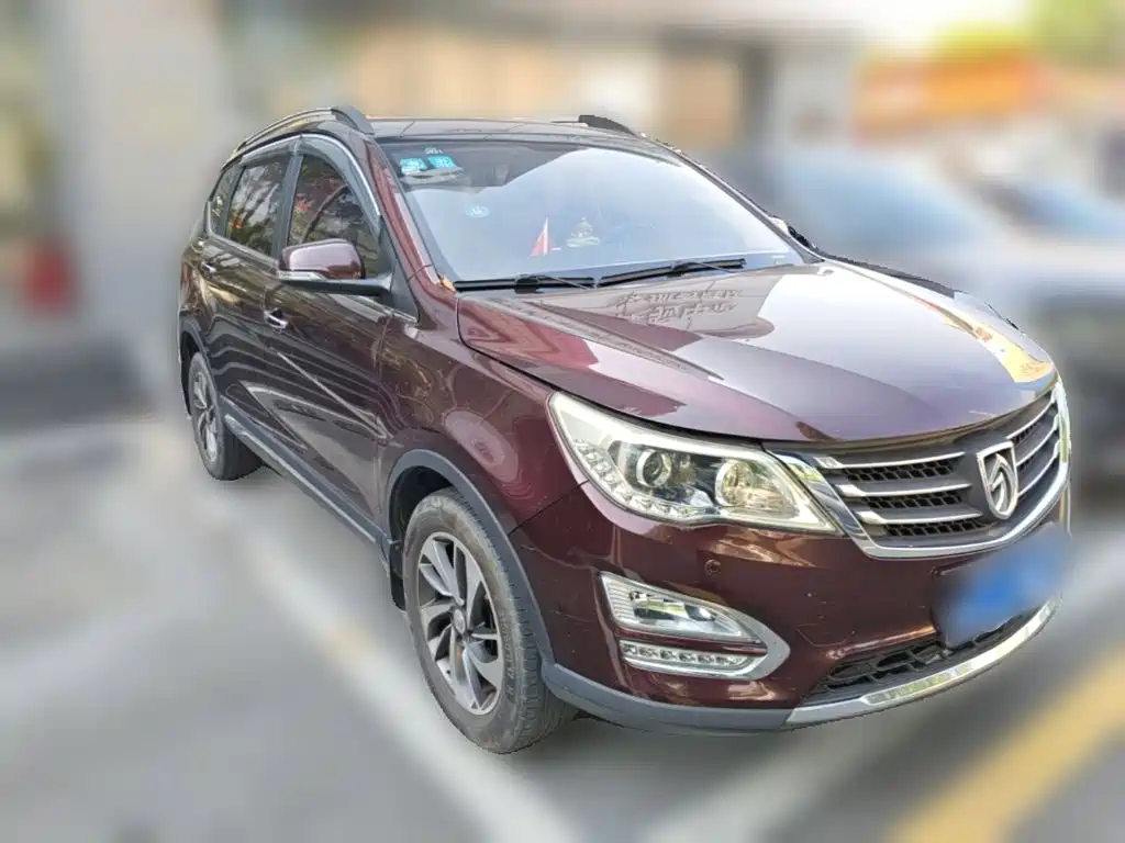 Фото 6 - Baojun 560
